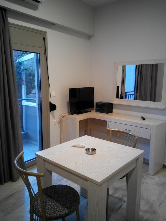 Attalos Apartments Agia Pelagia  Room photo